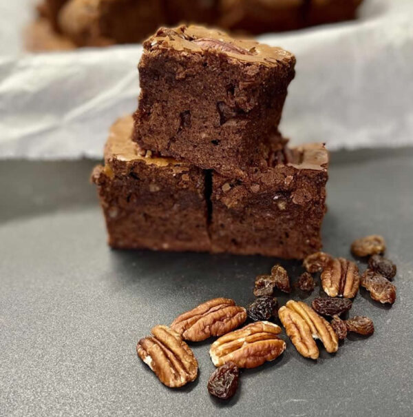 Brownies alle Noci Pecan e Uvetta